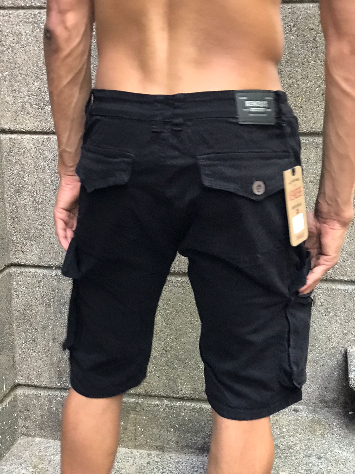 Bermuda Kenosis Negro